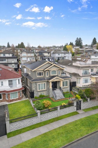 1909 64Th Avenue E, Vancouver, BC 