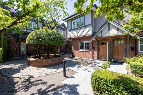 6139 Oak Street, Vancouver, BC 
