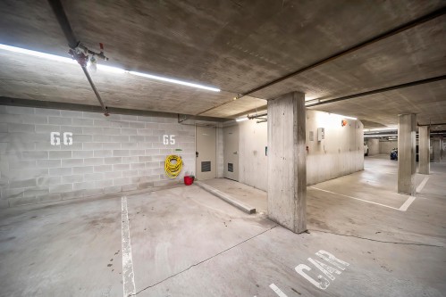 6139 Oak Street, Vancouver, BC 