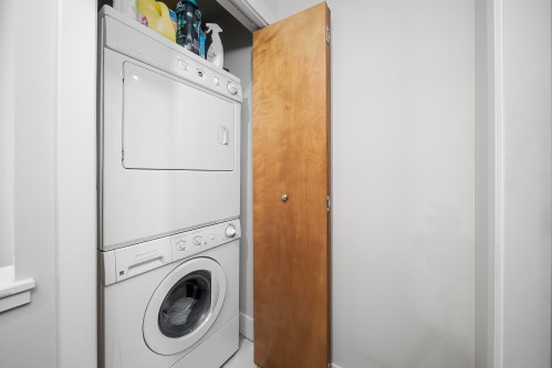 6139 Oak Street, Vancouver, BC 