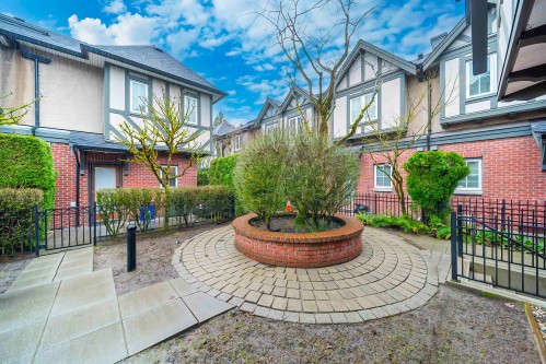 6139 Oak Street, Vancouver, BC 