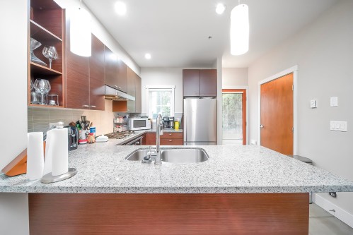 6139 Oak Street, Vancouver, BC 