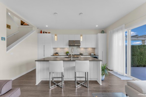 12B-5551 Admiral Way, Delta, BC 