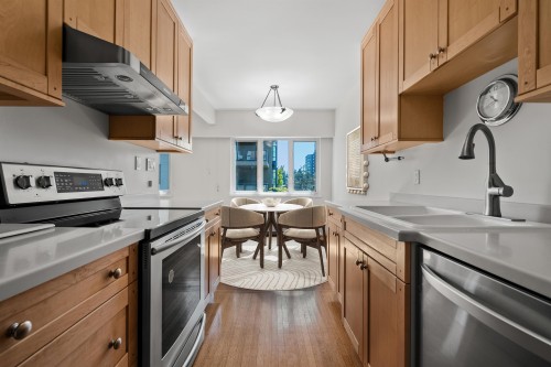 8-2296 39Th Avenue W, Vancouver, BC 