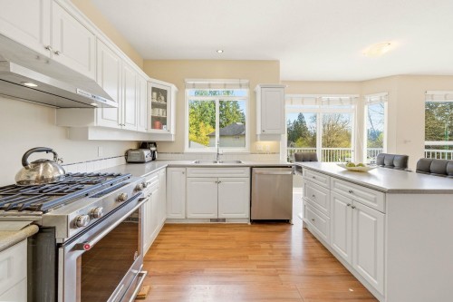 23800 Kanaka Way, Maple Ridge, BC 