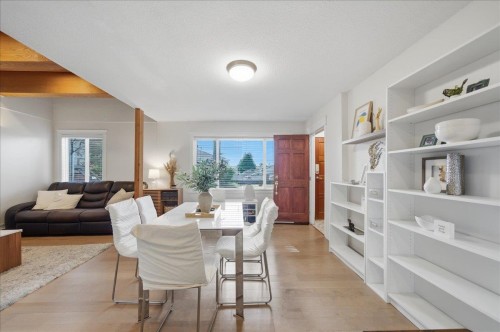 7694 Buller Avenue, Burnaby, BC - Indoor