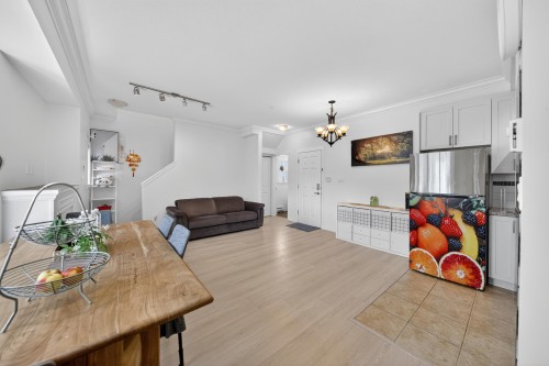 1-9700 No. 3 Road, Richmond, BC 