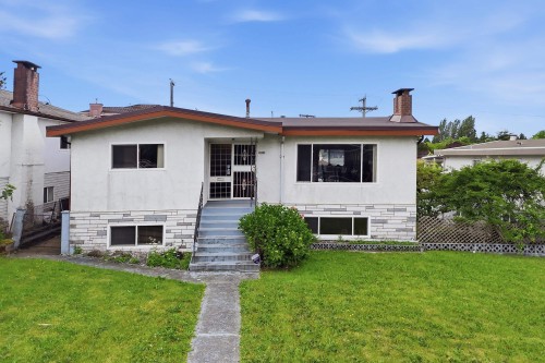 3063 Renfrew Street, Vancouver, BC 