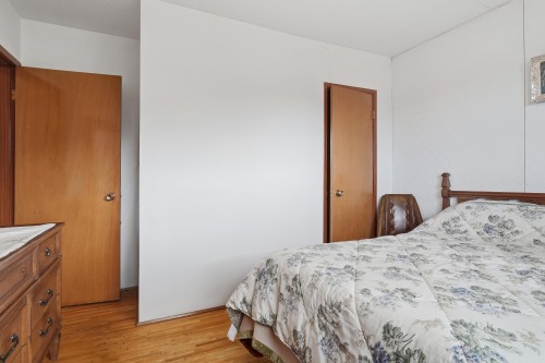 3063 Renfrew Street, Vancouver, BC 