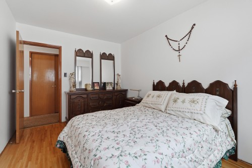 3063 Renfrew Street, Vancouver, BC 