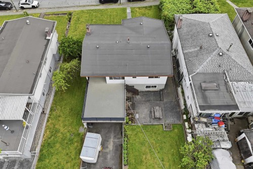3063 Renfrew Street, Vancouver, BC 