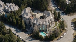 404-4809 Spearhead Drive Whistler, BC V8E 1E8