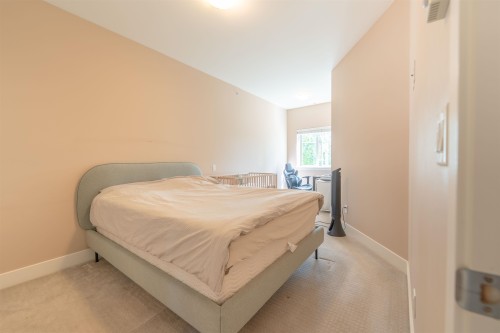 205-2263 Triumph Street, Vancouver, BC 
