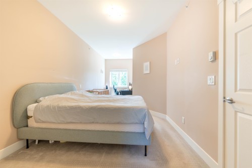 205-2263 Triumph Street, Vancouver, BC 