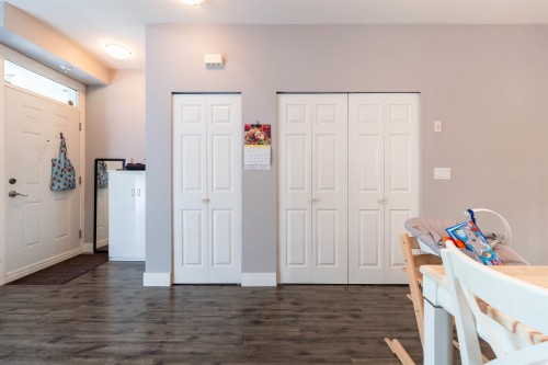 205-2263 Triumph Street, Vancouver, BC 