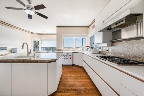 2408 Marine Drive Sw, Vancouver, BC 