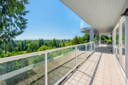 2408 Marine Drive Sw, Vancouver, BC 