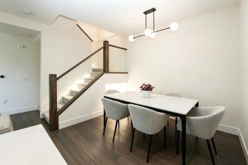 6840 Oak Street, Vancouver, BC 