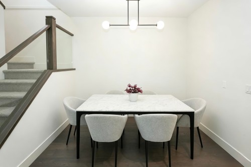6840 Oak Street, Vancouver, BC 