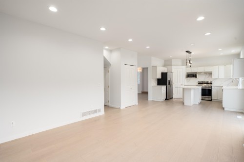 1371 Po Avenue, Port Coquitlam, BC 