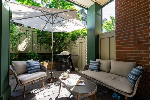 6230 Logan Lane, Vancouver, BC 