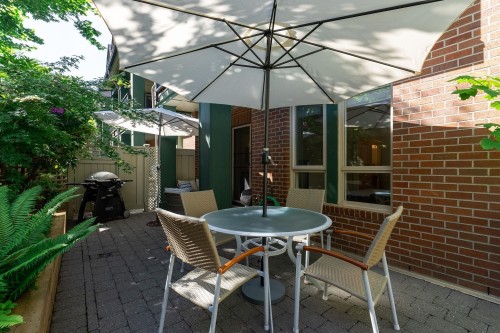 6230 Logan Lane, Vancouver, BC 