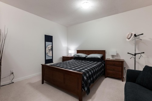 6230 Logan Lane, Vancouver, BC 