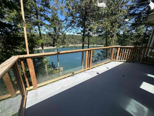165 Ontario Place, Salt Spring Island, BC 
