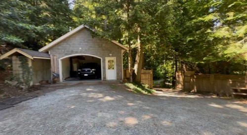 165 Ontario Place, Salt Spring Island, BC 
