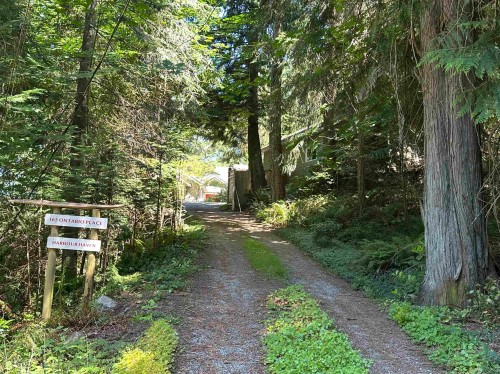 165 Ontario Place, Salt Spring Island, BC 