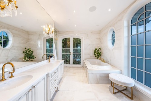2538 Ottawa Avenue, West Vancouver, BC 