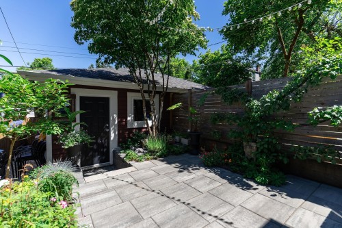1865 7Th Avenue E, Vancouver, BC 