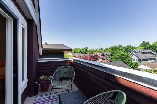 1865 7Th Avenue E, Vancouver, BC 