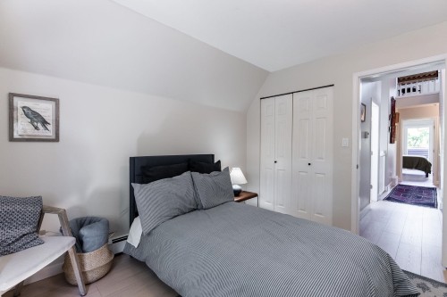 1865 7Th Avenue E, Vancouver, BC 