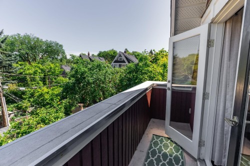 1865 7Th Avenue E, Vancouver, BC 