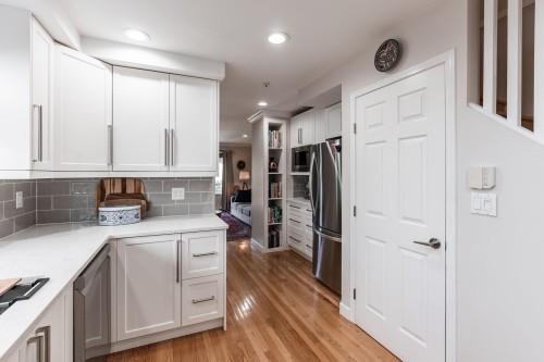 1865 7Th Avenue E, Vancouver, BC 
