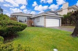 23174 124a Avenue Maple Ridge, BC V2X 0G2