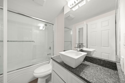 601 16Th Avenue W, Vancouver, BC 