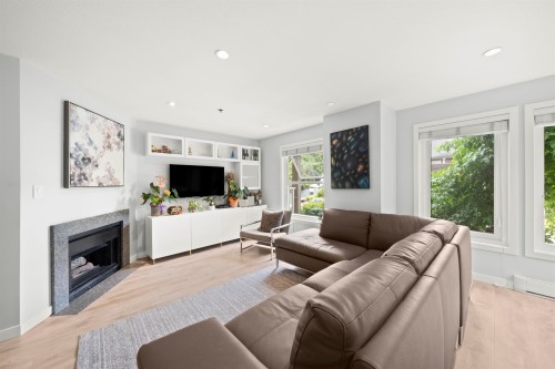 601 16Th Avenue W, Vancouver, BC 