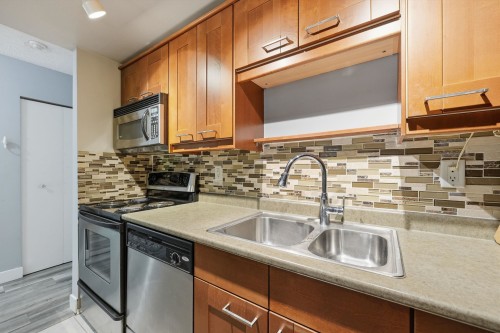 106-423 Agnes Street, New Westminster, BC 