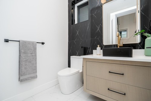 2-2753 Nanaimo Street, Vancouver, BC 