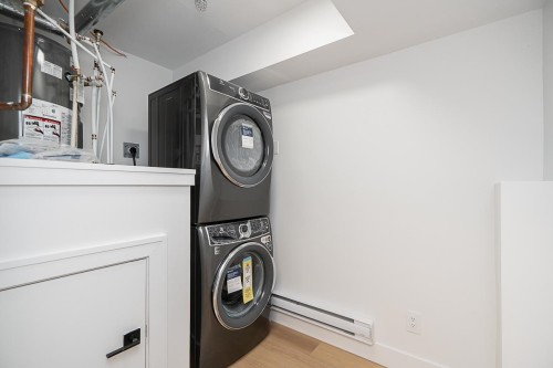 2-2753 Nanaimo Street, Vancouver, BC 