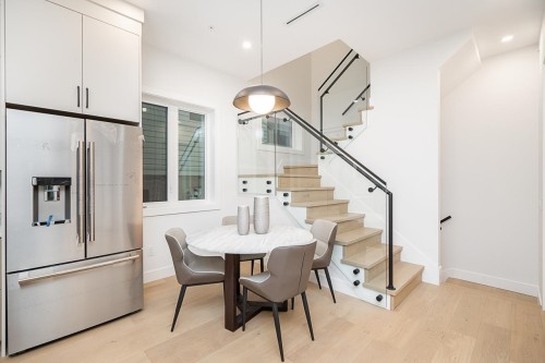 2-2753 Nanaimo Street, Vancouver, BC 
