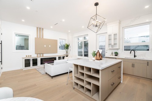 2-2753 Nanaimo Street, Vancouver, BC 
