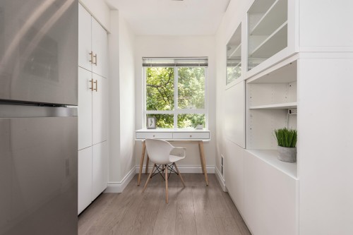 8431 Jellicoe Street, Vancouver, BC 