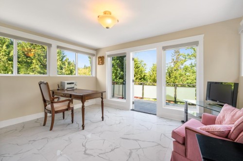 5420 Elwyn Drive, Burnaby, BC 