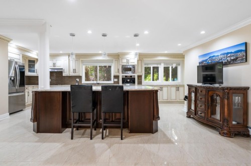 5420 Elwyn Drive, Burnaby, BC 