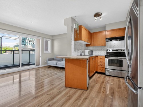 102-3788 10Th Avenue W, Vancouver, BC 