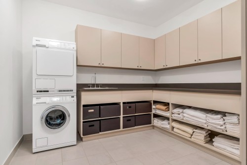 101-1139 Cordova Street W, Vancouver, BC 