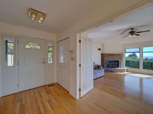 5170 Ridgeview Drive, Sechelt, BC 